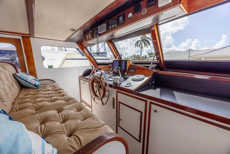 Breakaway Yacht Photos Pics 