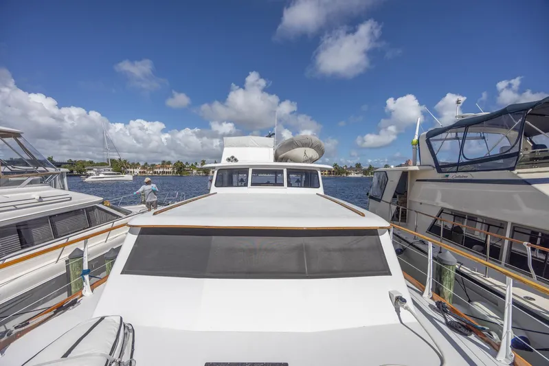 Breakaway Yacht Photos Pics 