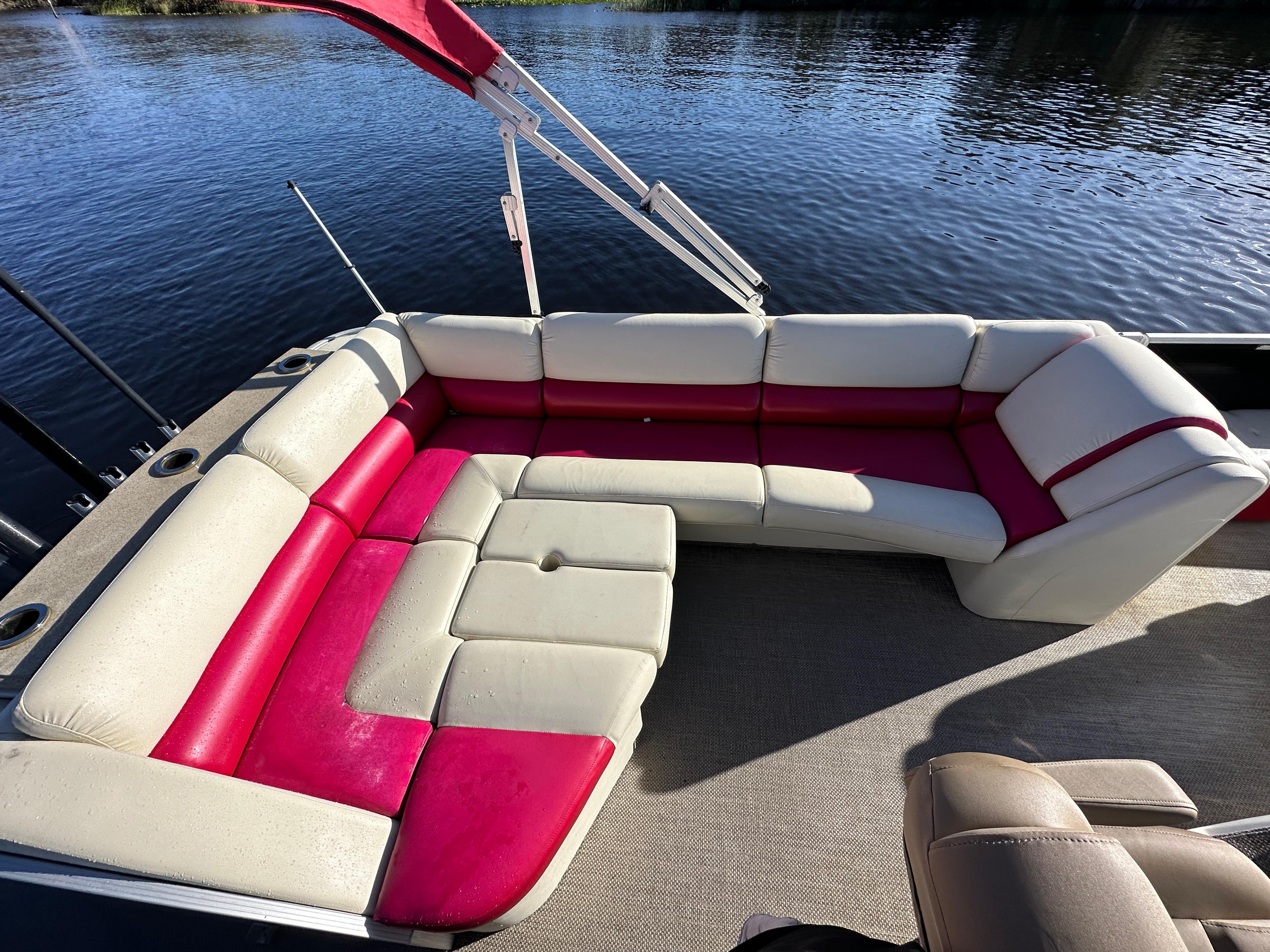 2015 Bennington Pontoon Boats Research