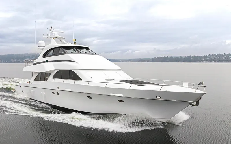 Sea Spur Yacht Photos Pics Running