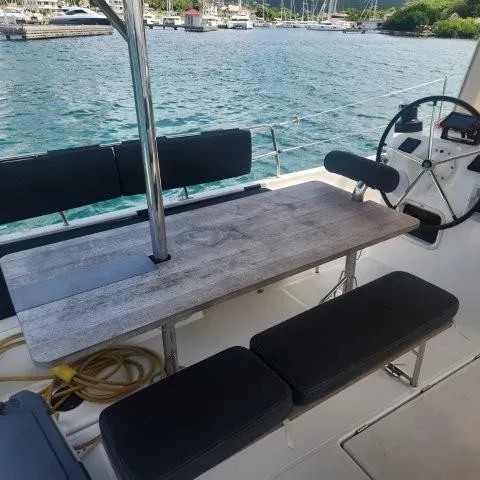 Pyrole Yacht Photos Pics Sun Loft 47