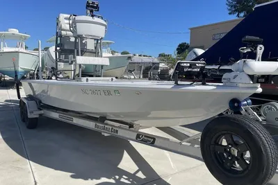 Young Boats Gulfshore 22