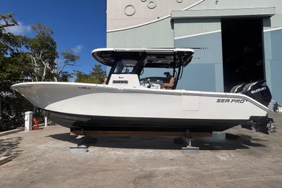 2024 Sea Pro 322 DLX Offshore