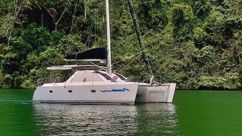 Kiskatinaw Yacht Photos Pics 