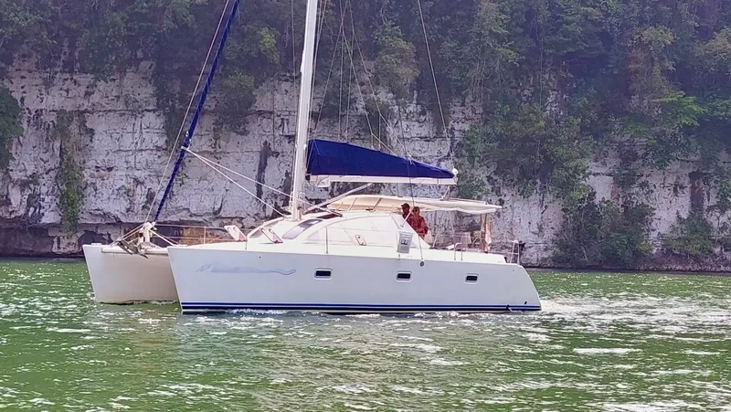 Kiskatinaw Yacht Photos Pics 