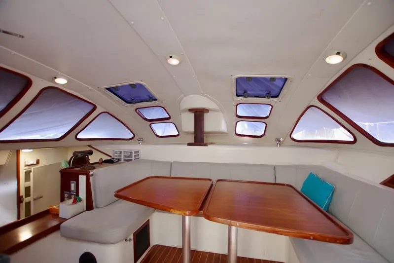 Kiskatinaw Yacht Photos Pics 