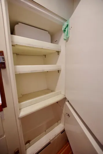 Kiskatinaw Yacht Photos Pics 