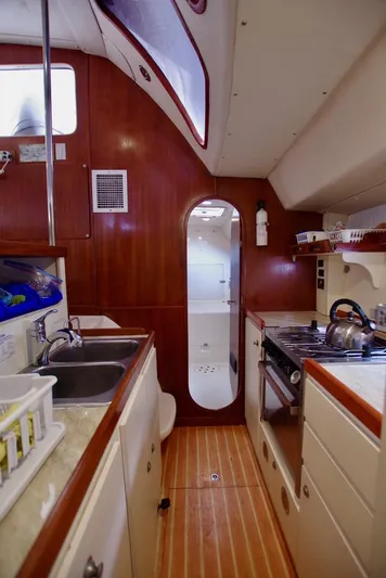 Kiskatinaw Yacht Photos Pics 