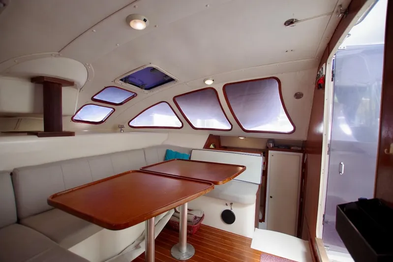 Kiskatinaw Yacht Photos Pics 