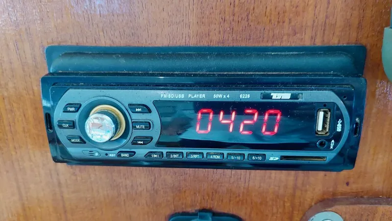 Kiskatinaw Yacht Photos Pics 