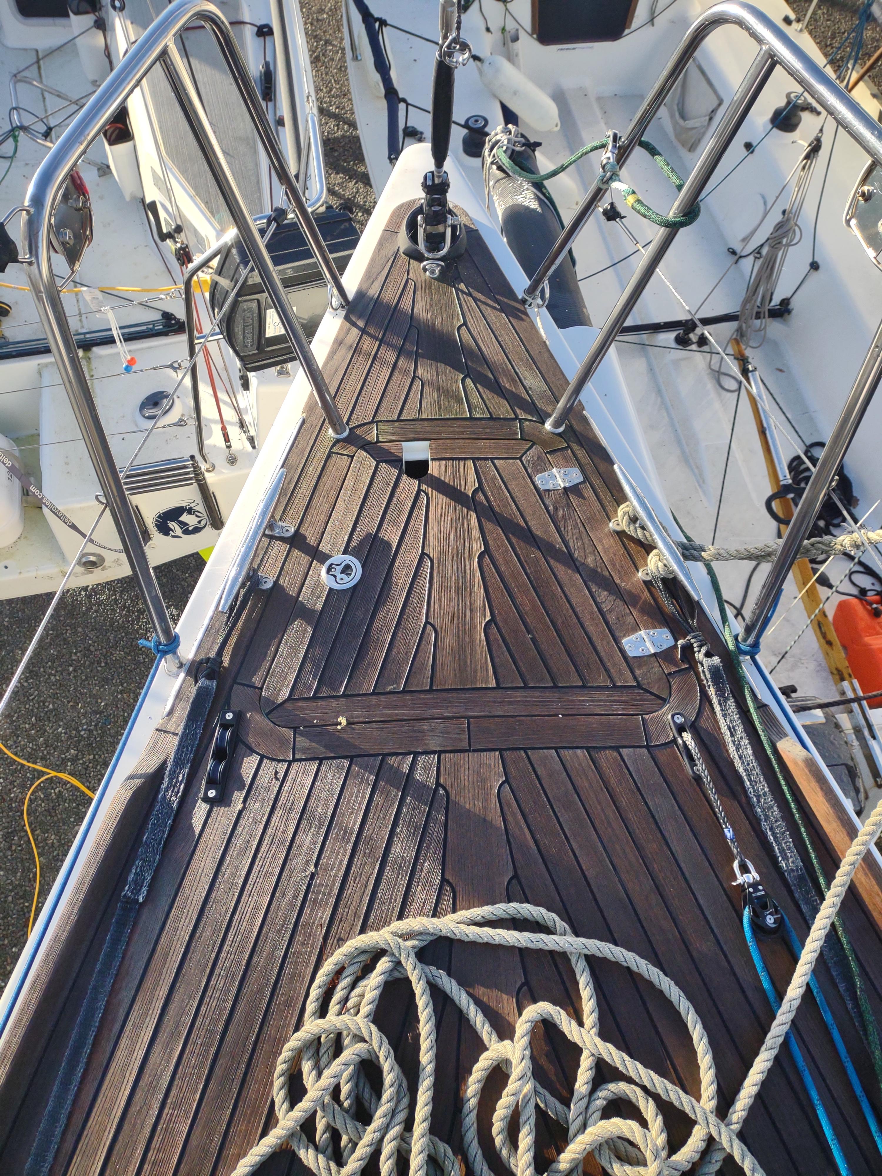 2014 J Boats 122E High Performance for sale YachtWorld