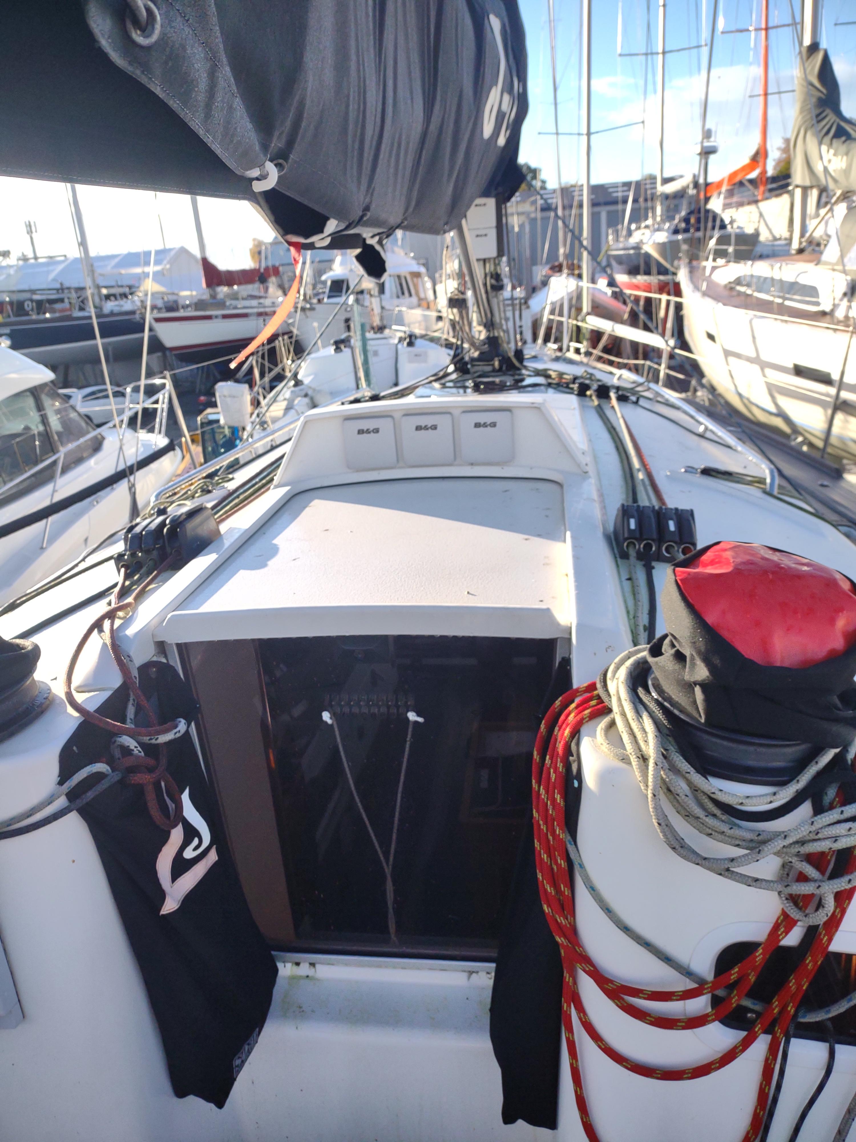 2014 J Boats 122E High Performance for sale YachtWorld