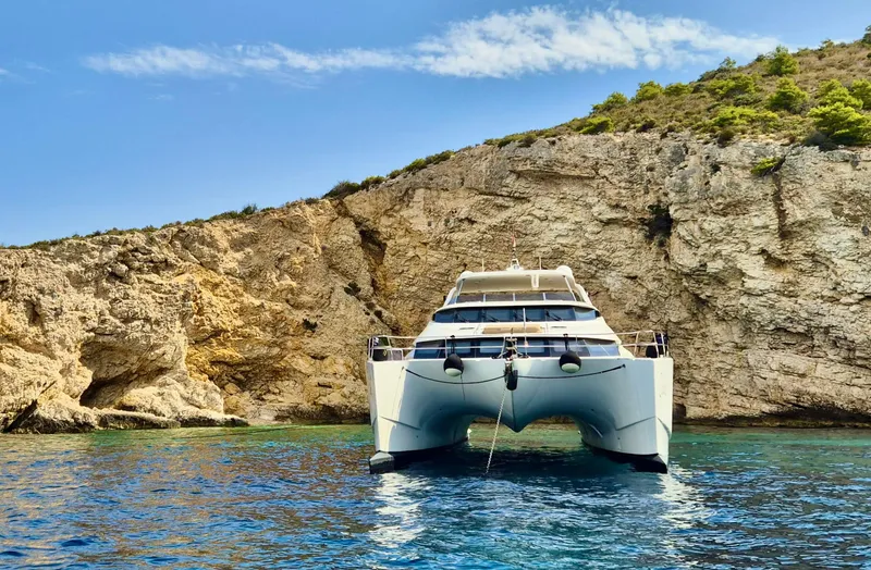 Clouds Yacht Photos Pics Sunreef Power 70