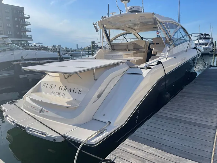 Elsa Grace Yacht Photos Pics 