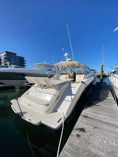 Elsa Grace Yacht Photos Pics 