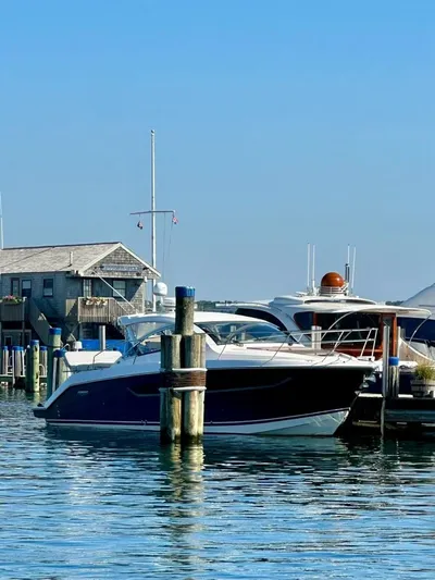 Elsa Grace Yacht Photos Pics 