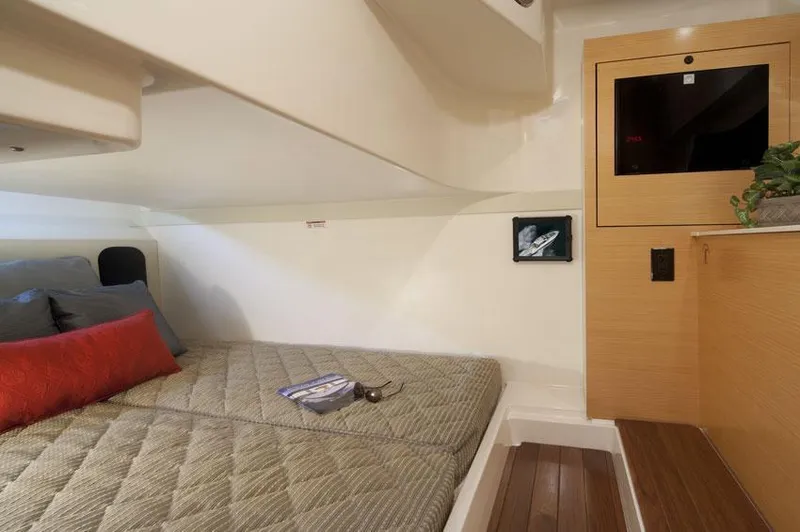 Elsa Grace Yacht Photos Pics 