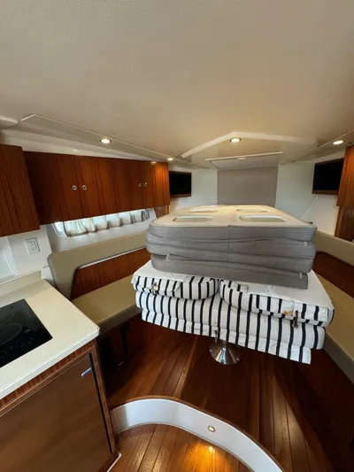 Elsa Grace Yacht Photos Pics 