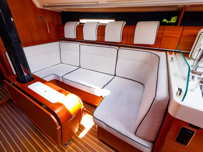 **4806tw Yacht Photos Pics Interior of 2017 Dehler 42c yacht with elegant seating and wooden finishes.