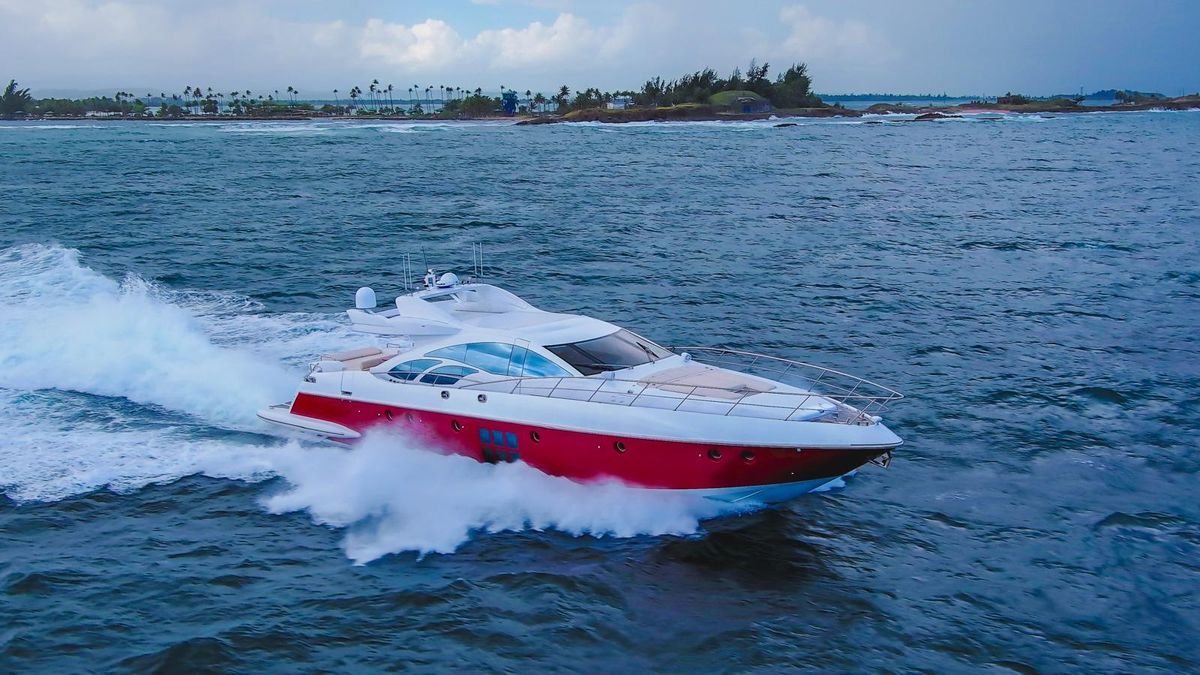 2010 Azimut 86 