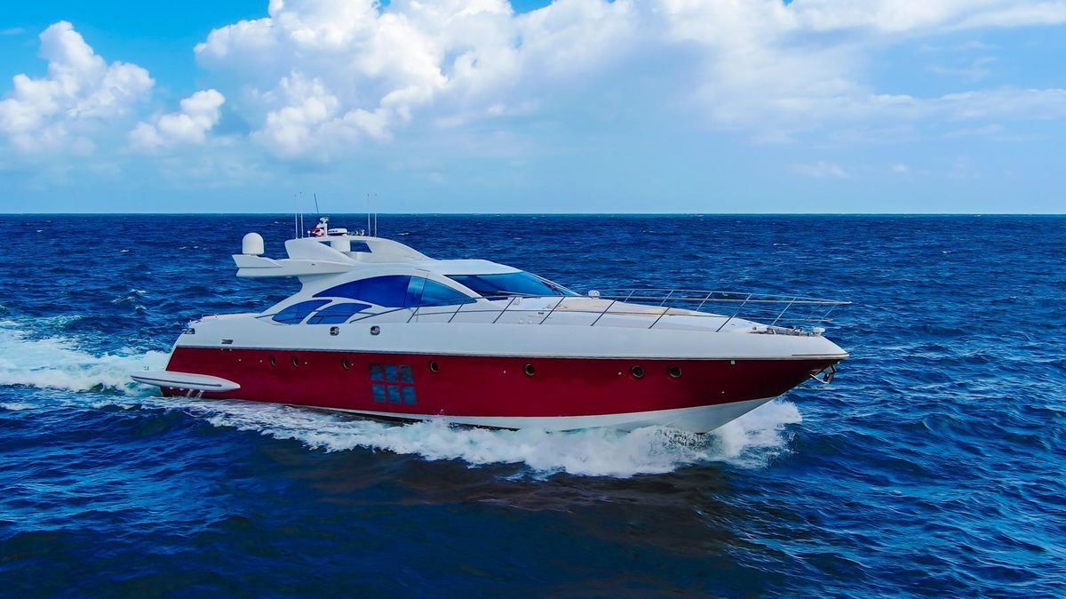 2010 Azimut 86 