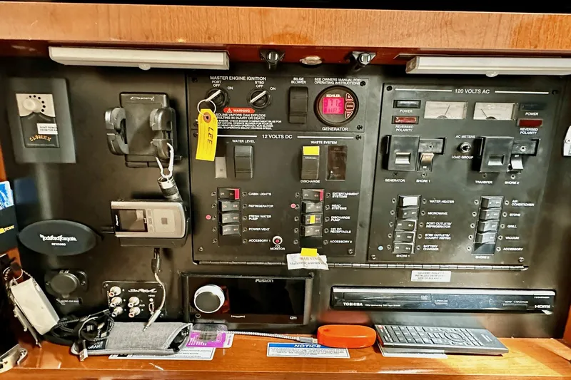 Cavu Yacht Photos Pics 