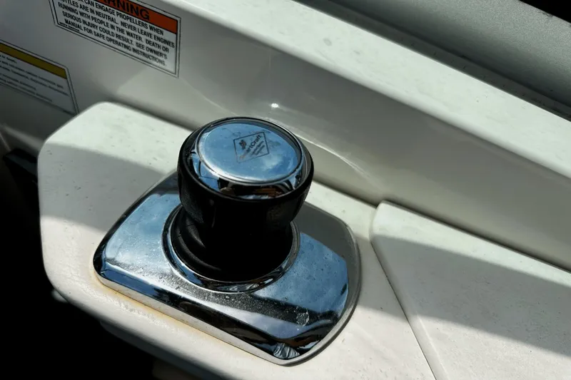 Cavu Yacht Photos Pics 