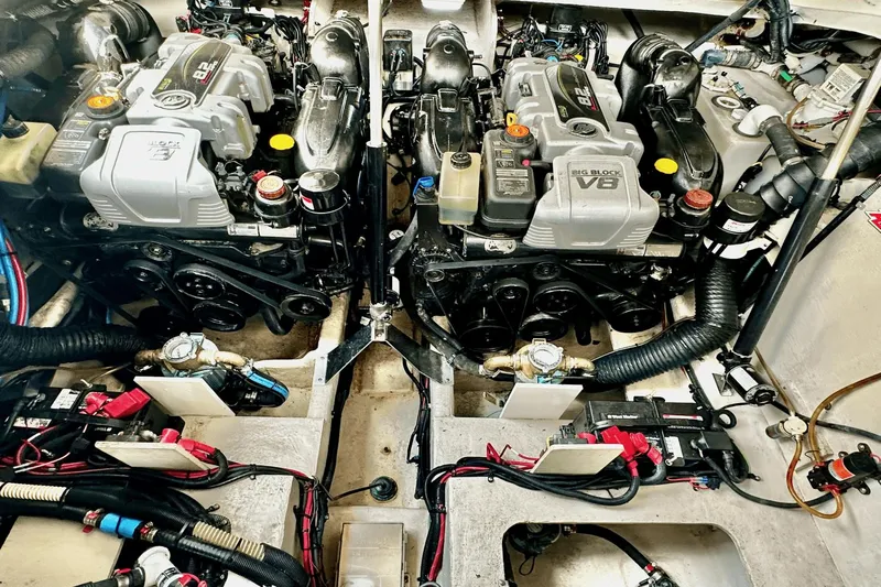 Cavu Yacht Photos Pics 