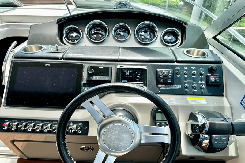 Cavu Yacht Photos Pics 