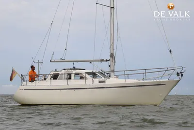 1990 Nauticat 32