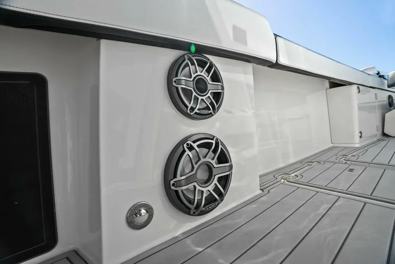  Yacht Photos Pics 2022 World Cat 400 CC-X - Port Side Speakers