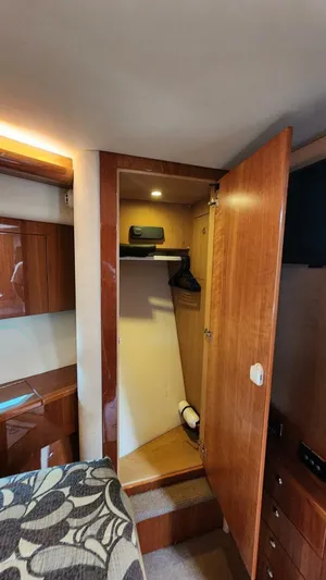 Magine Yacht Photos Pics 2015 Riviera 565 Suv - Image 29