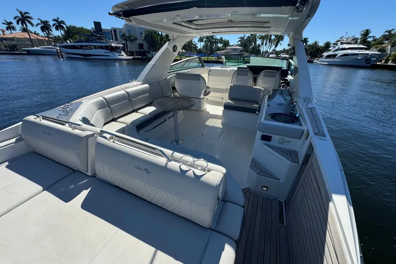 C3 Yacht Photos Pics 2022 Sea Ray SLX 400 Outboard luxury boat interior with spacious seating and sleek design.