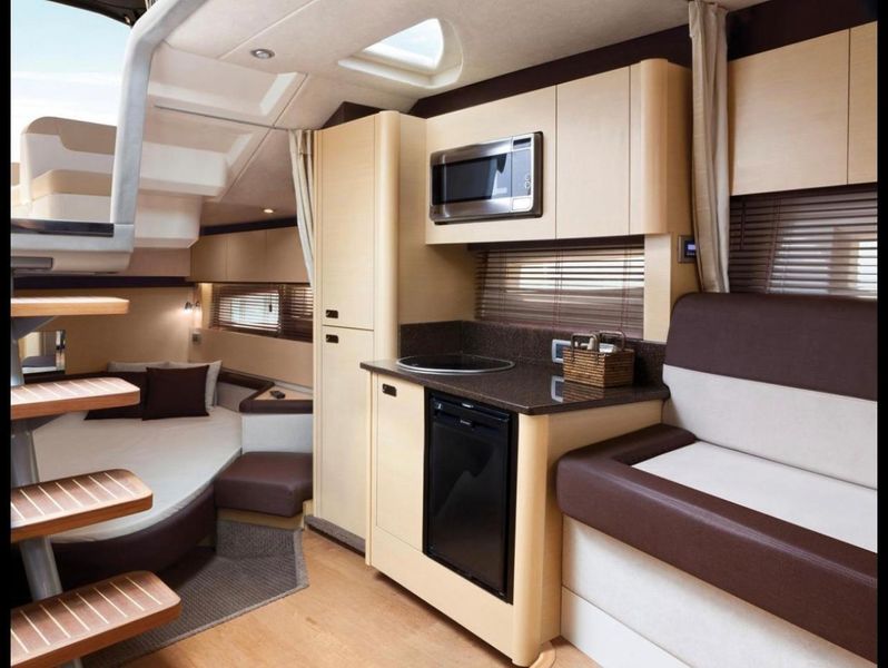 2014 Sea Ray 370 Venture