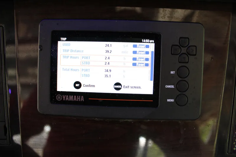  Yacht Photos Pics Yamaha display on 2021 Chaparral 280 OSX showing trip and engine data.
