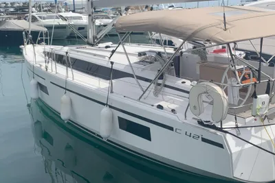 2023 Bavaria C42