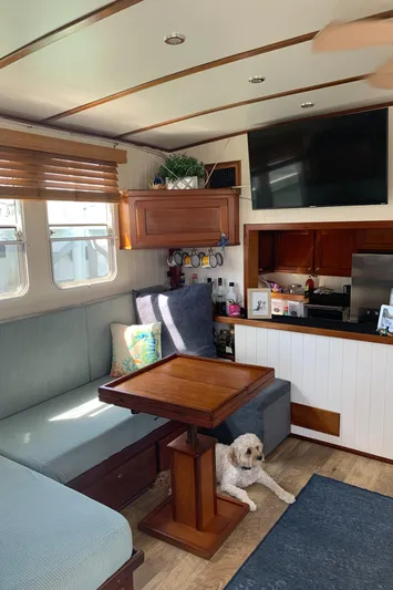 Lazy Days Yacht Photos Pics 