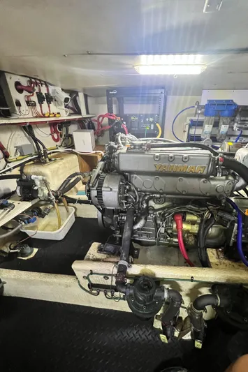 Lazy Days Yacht Photos Pics Engine room of 2005 Great Harbour GH37 with Yanmar engine and mechanical components.