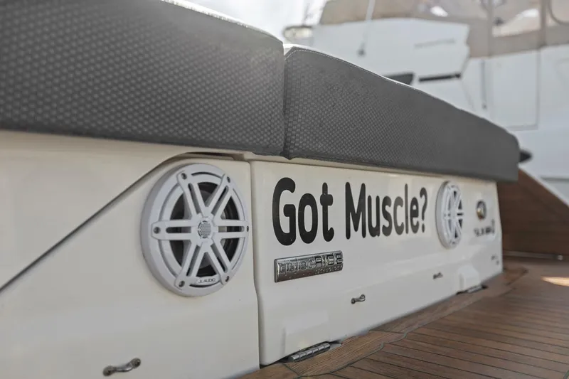  Yacht Photos Pics 2019 Sea Ray Slx 400 Ob - Image 12