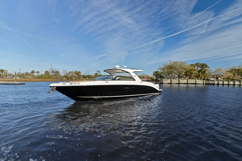  Yacht Photos Pics 2019 Sea Ray Slx 400 Ob - Image 4