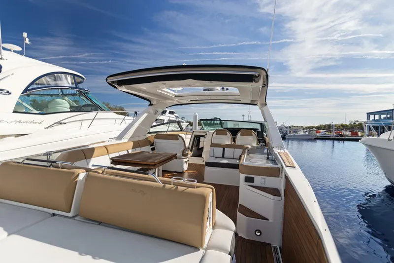  Yacht Photos Pics 2019 Sea Ray Slx 400 Ob - Image 13