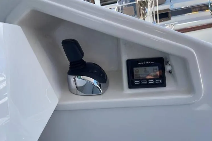 Mi Dia Yacht Photos Pics Control panel of 2019 Tiara Yachts F53 Flybridge with joystick and Volvo Penta display.