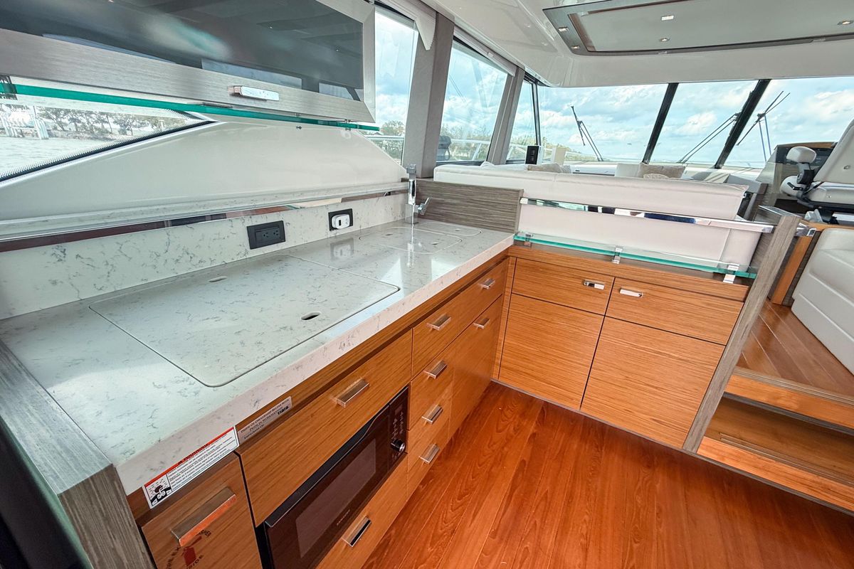 2019 Tiara Yachts 54 