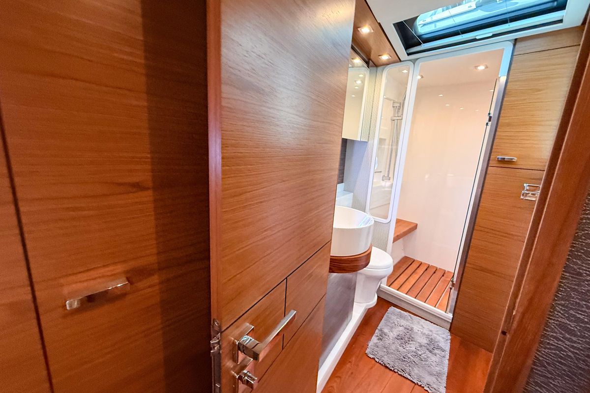 2019 Tiara Yachts 54 