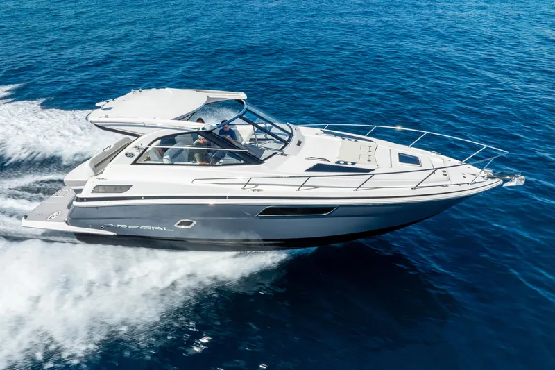 "plymouth Breeze" Yacht Photos Pics 2020 Regal 35 Sport Coupe cruising on open blue water.