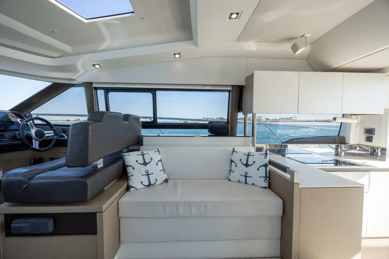  Yacht Photos Pics 2018 Prestige 460 S - Image 28