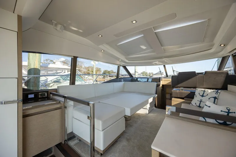  Yacht Photos Pics 2018 Prestige 460 S - Image 24