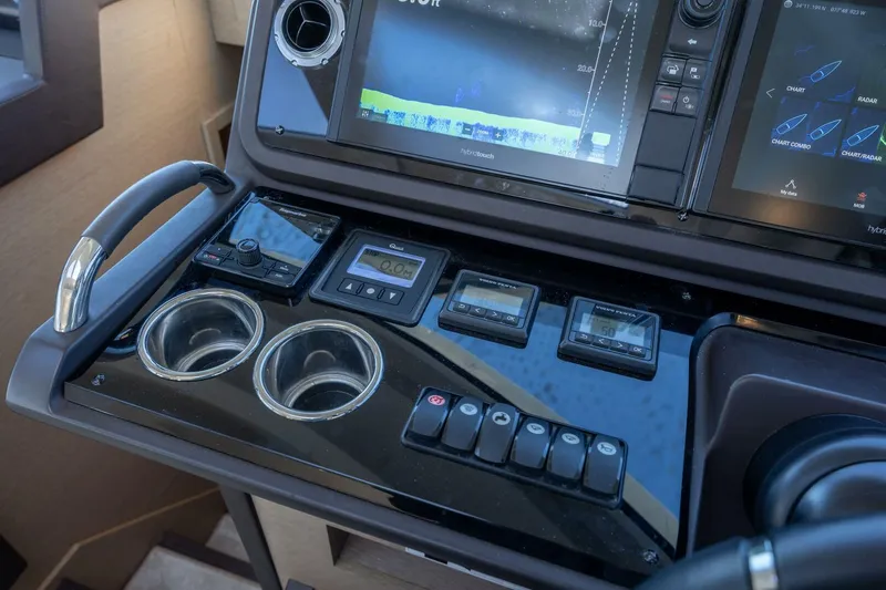  Yacht Photos Pics 2018 Prestige 460 S - Image 34