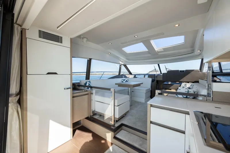  Yacht Photos Pics 2018 Prestige 460 S - Image 20