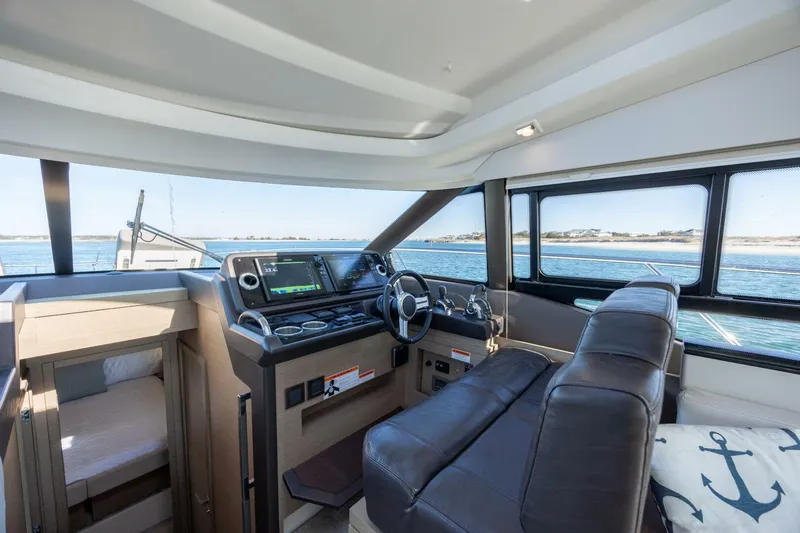  Yacht Photos Pics 2018 Prestige 460 S - Image 32